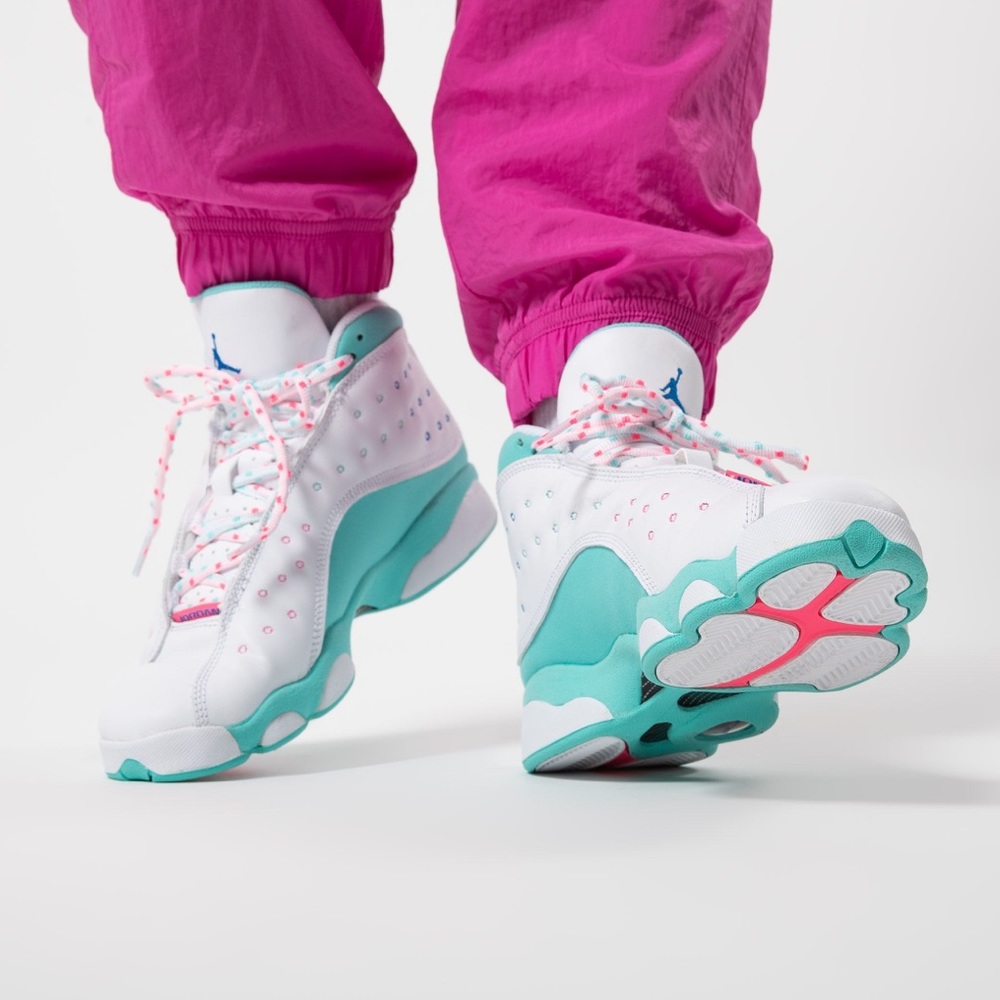 Jordan retro 13 aurora green 4y 5.5w
